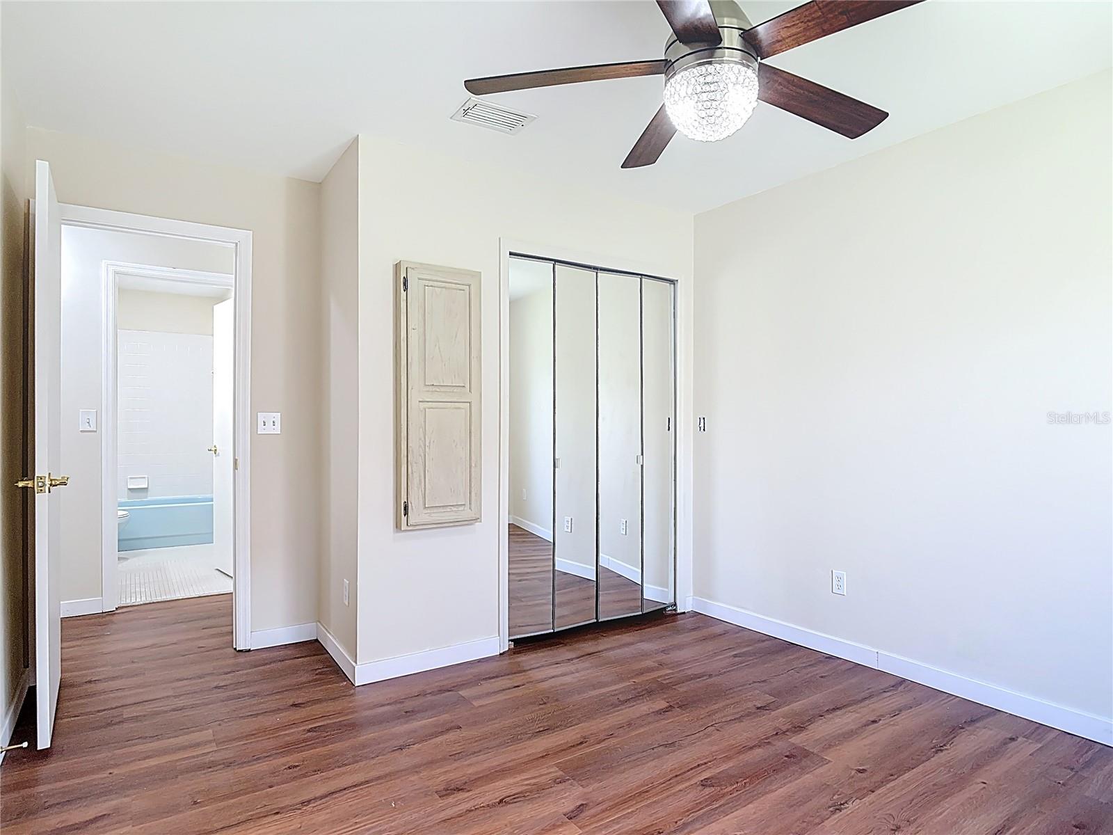 Image 23 of 54 For 289 Gull Drive S