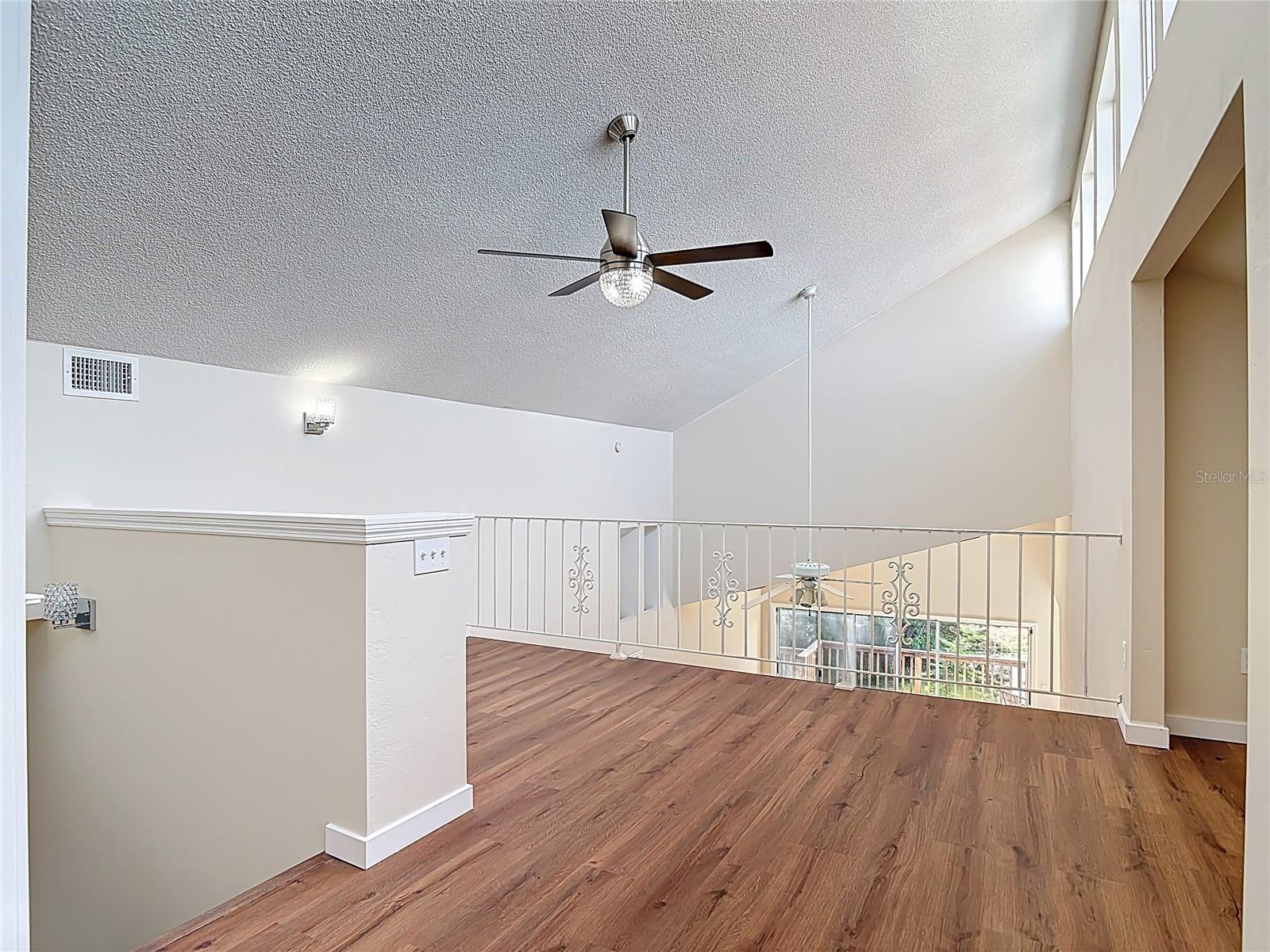 Image 29 of 54 For 289 Gull Drive S