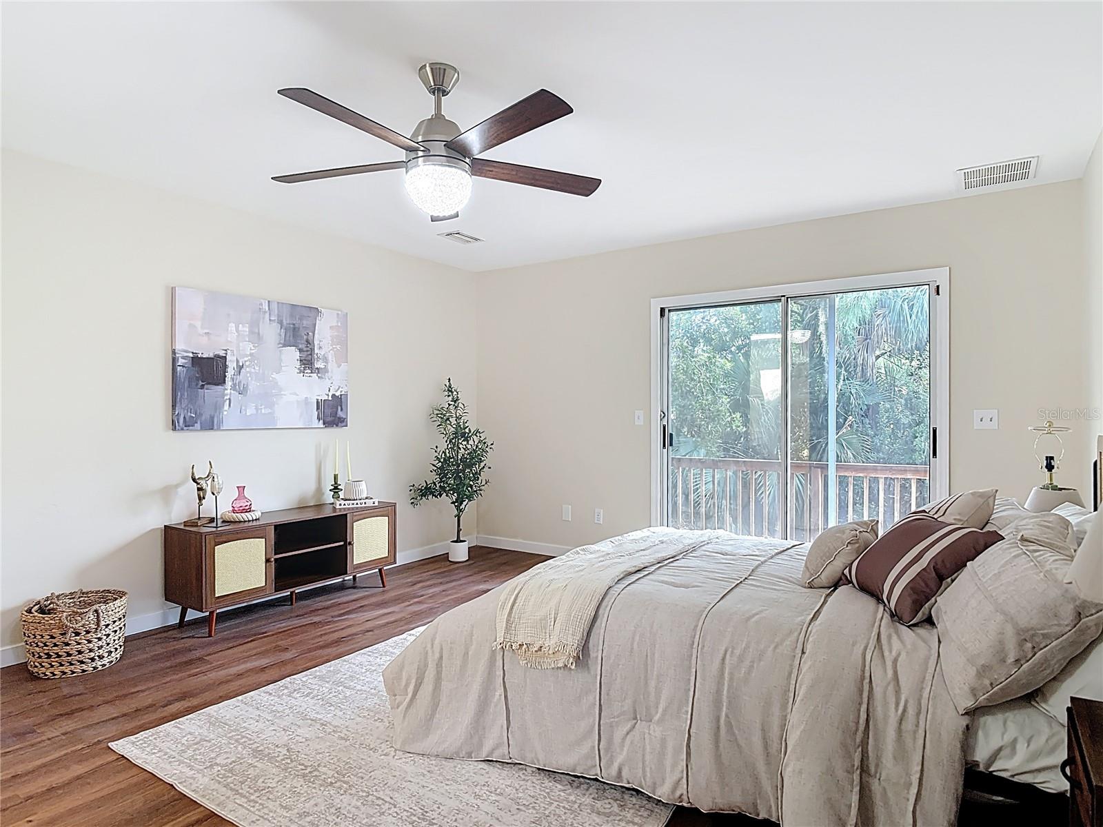 Image 40 of 54 For 289 Gull Drive S