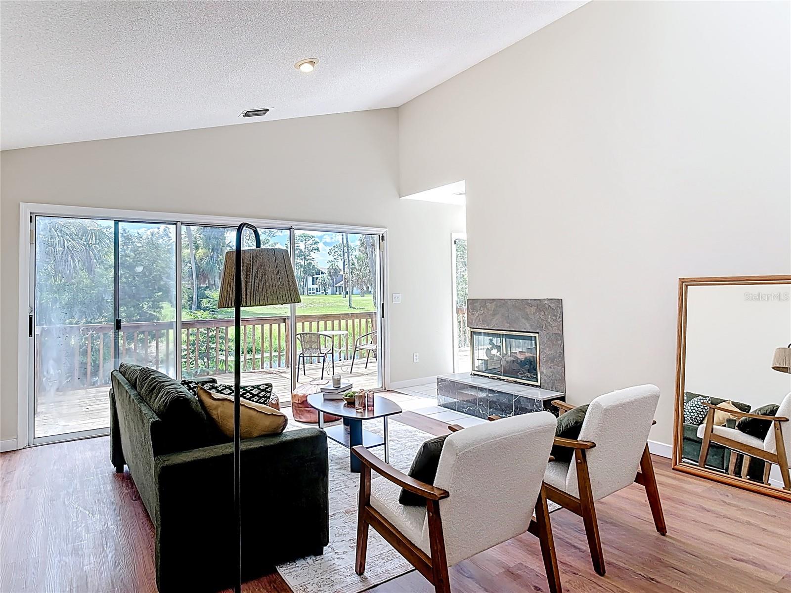 Image 9 of 54 For 289 Gull Drive S