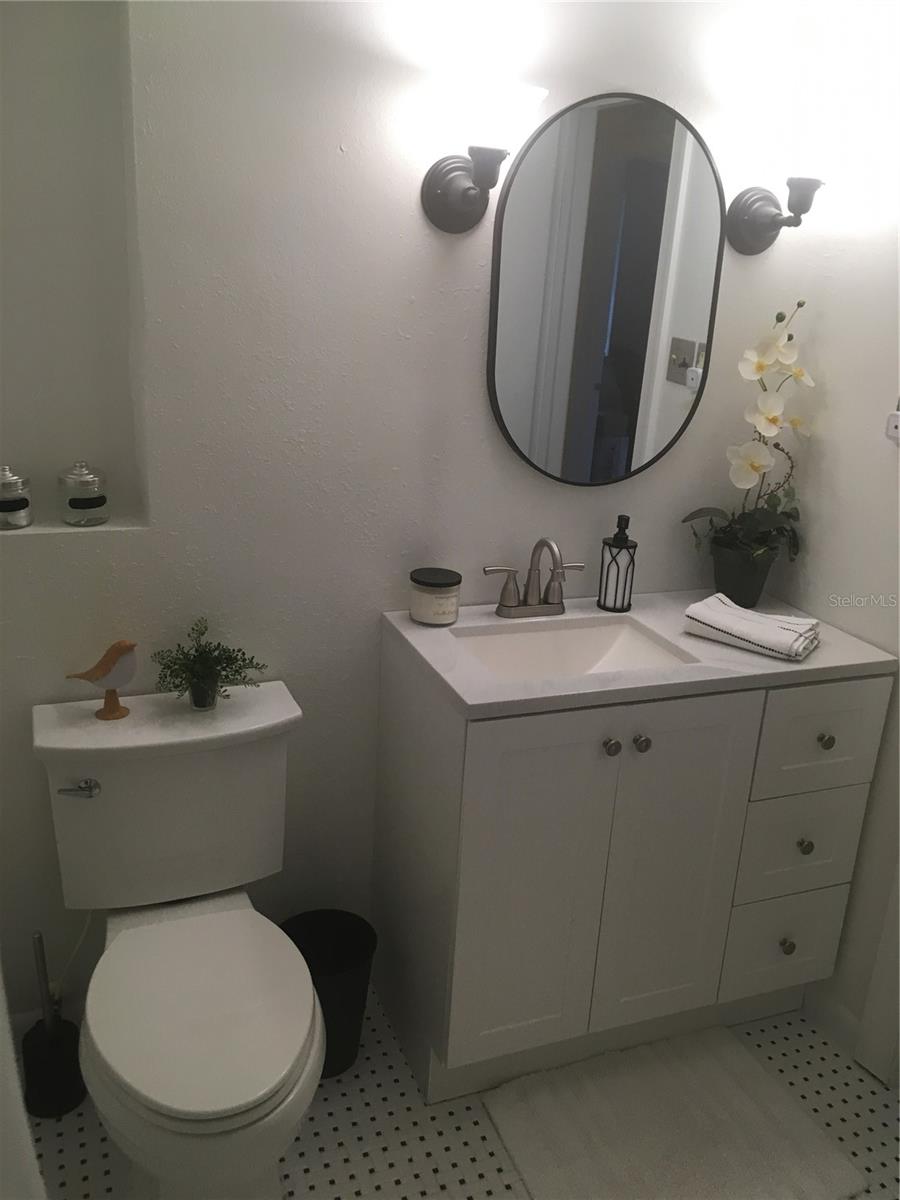 Image 15 of 30 For 1629 Dartmouth Street