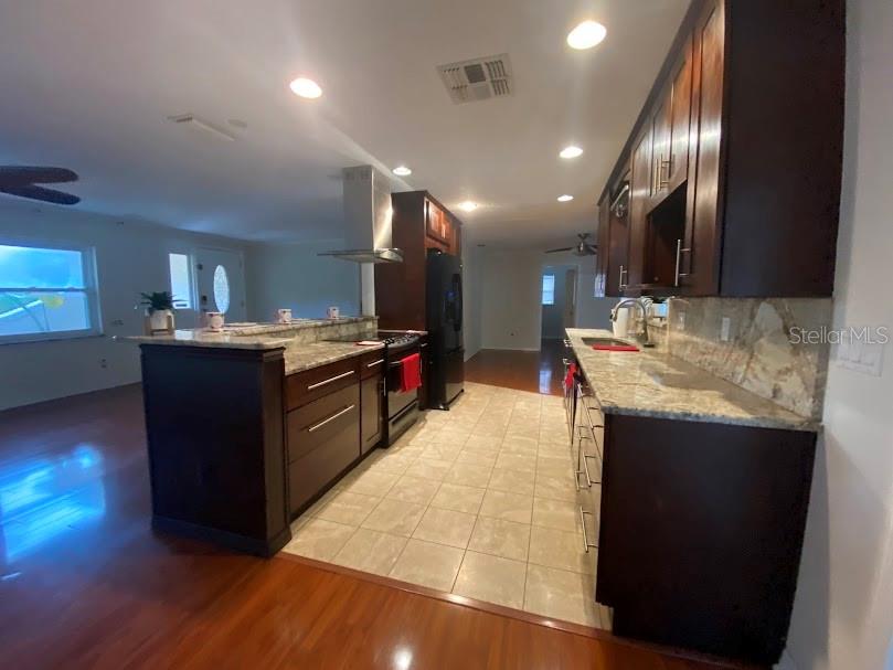 Image 29 of 56 For 2217 Sussex Road