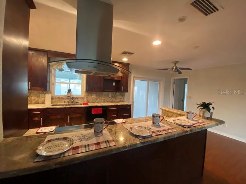 Image 34 of 56 For 2217 Sussex Road