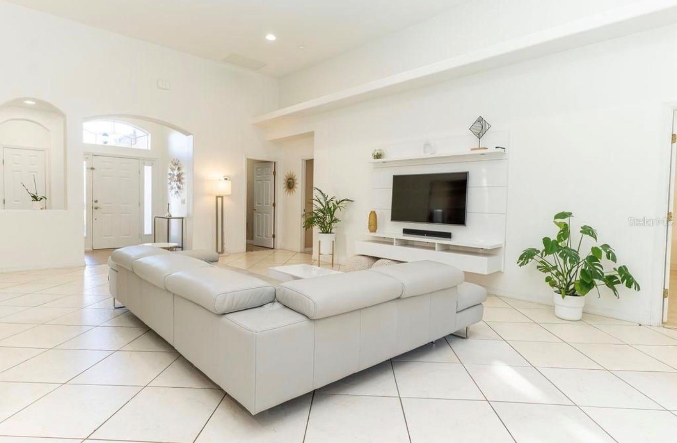 Image 3 of 18 For 2110 Bunker View Court