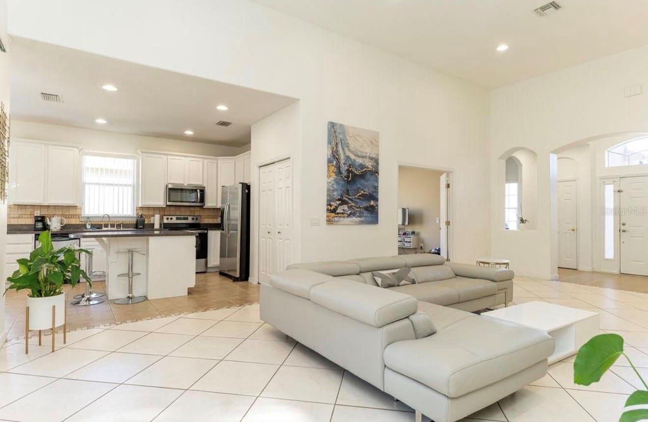 Image 5 of 18 For 2110 Bunker View Court