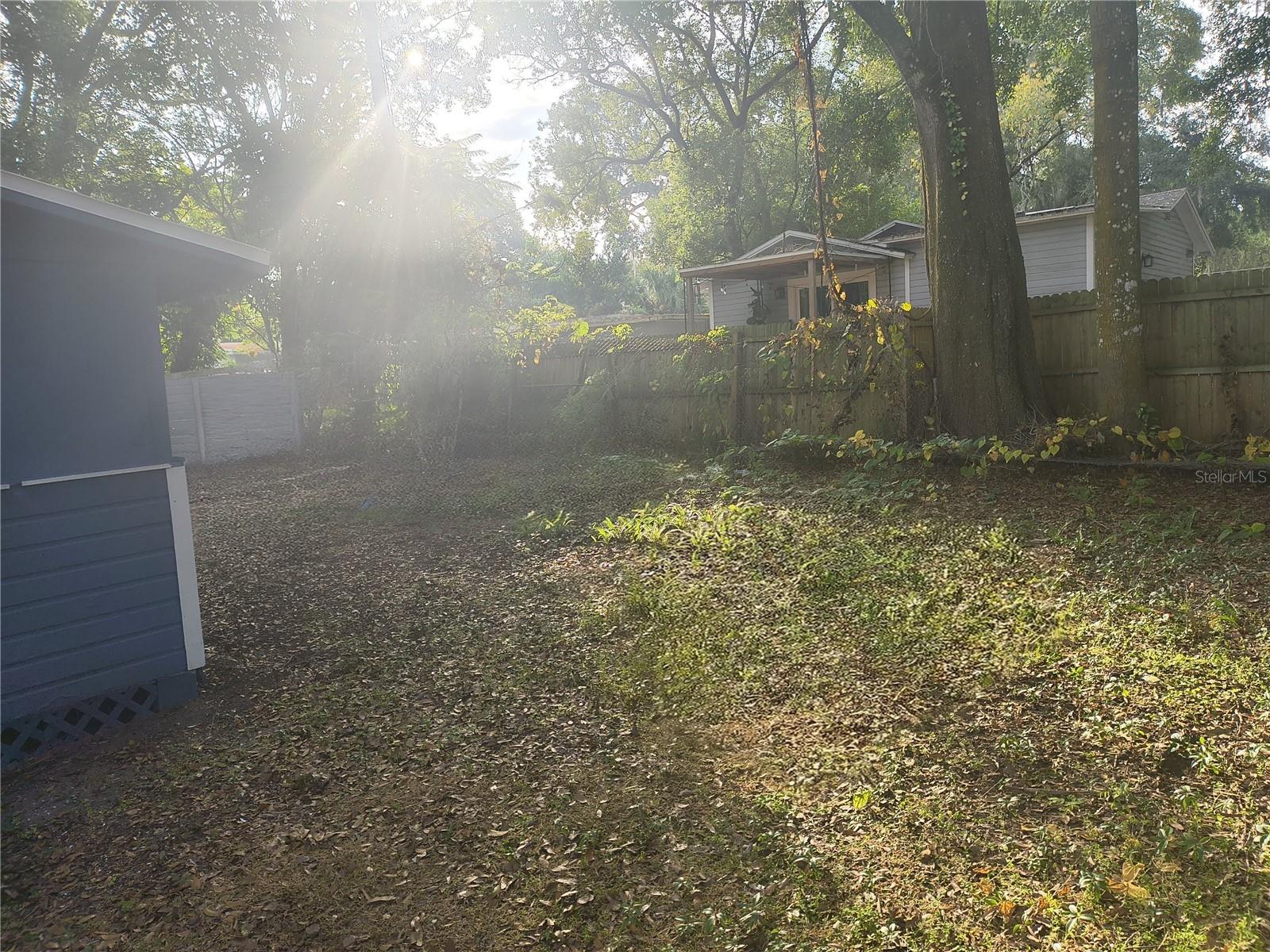 Image 3 of 18 For 1406 Greenwood Street