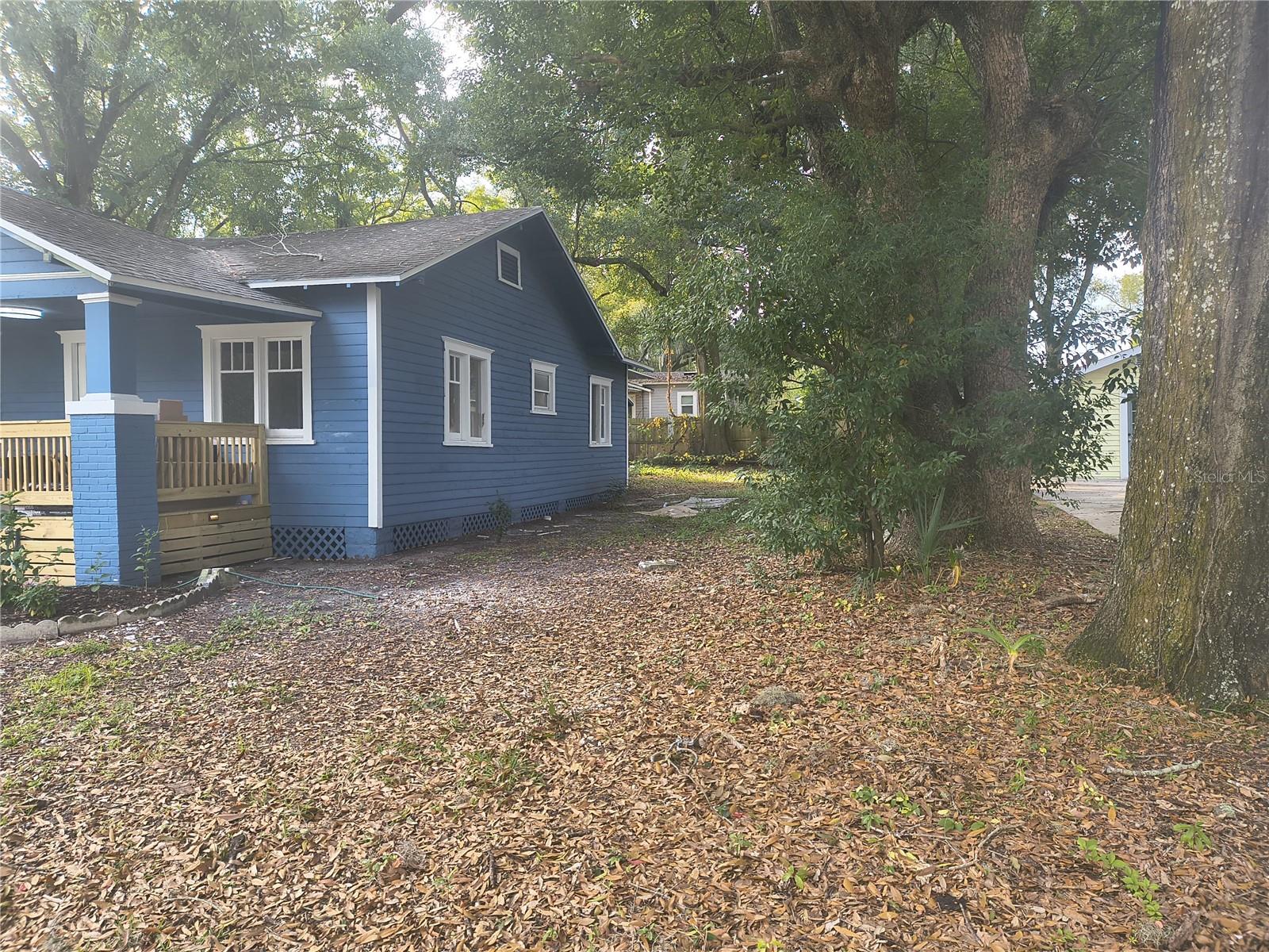 Image 4 of 18 For 1406 Greenwood Street