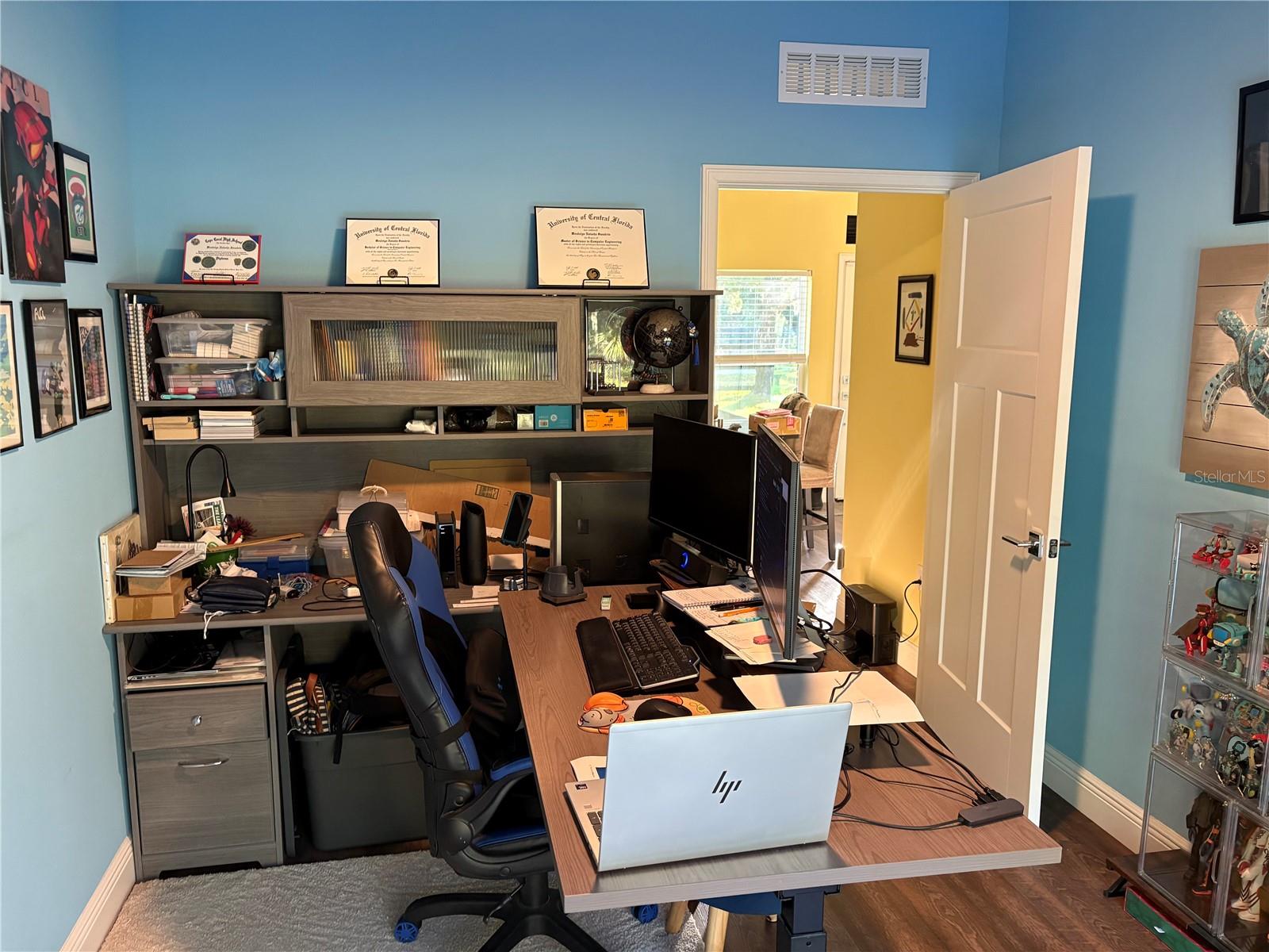 Image 32 of 39 For 2400 10th Street