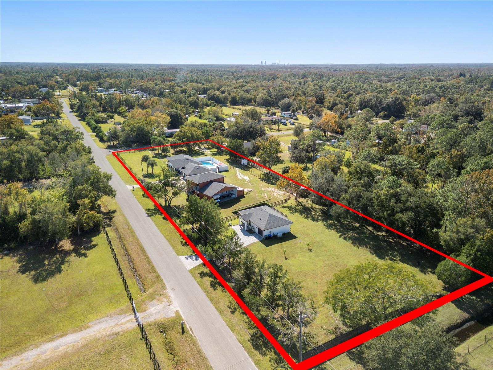 Image 6 of 39 For 2400 10th Street