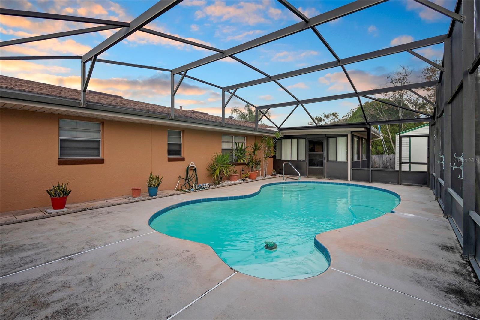 Image 20 of 29 For 630 Grand Plaza Drive