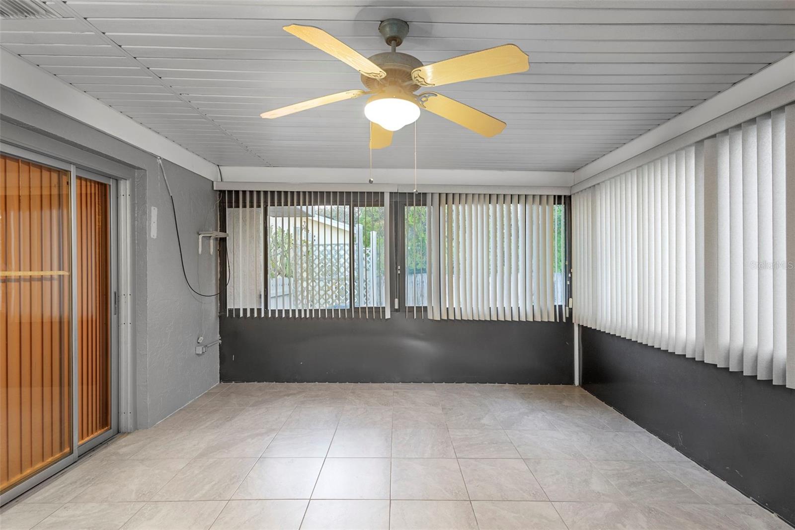 Image 24 of 29 For 630 Grand Plaza Drive