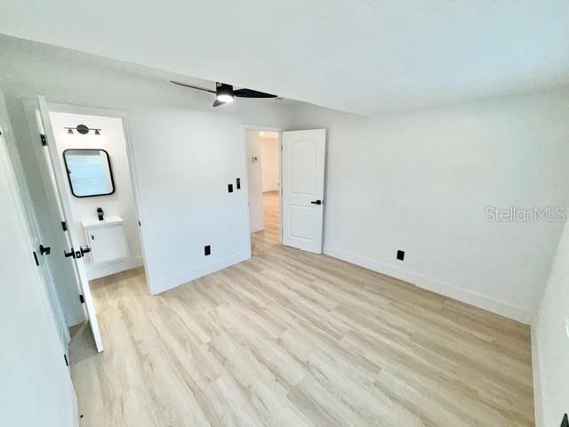 Image 21 of 31 For 325 Burleigh Avenue