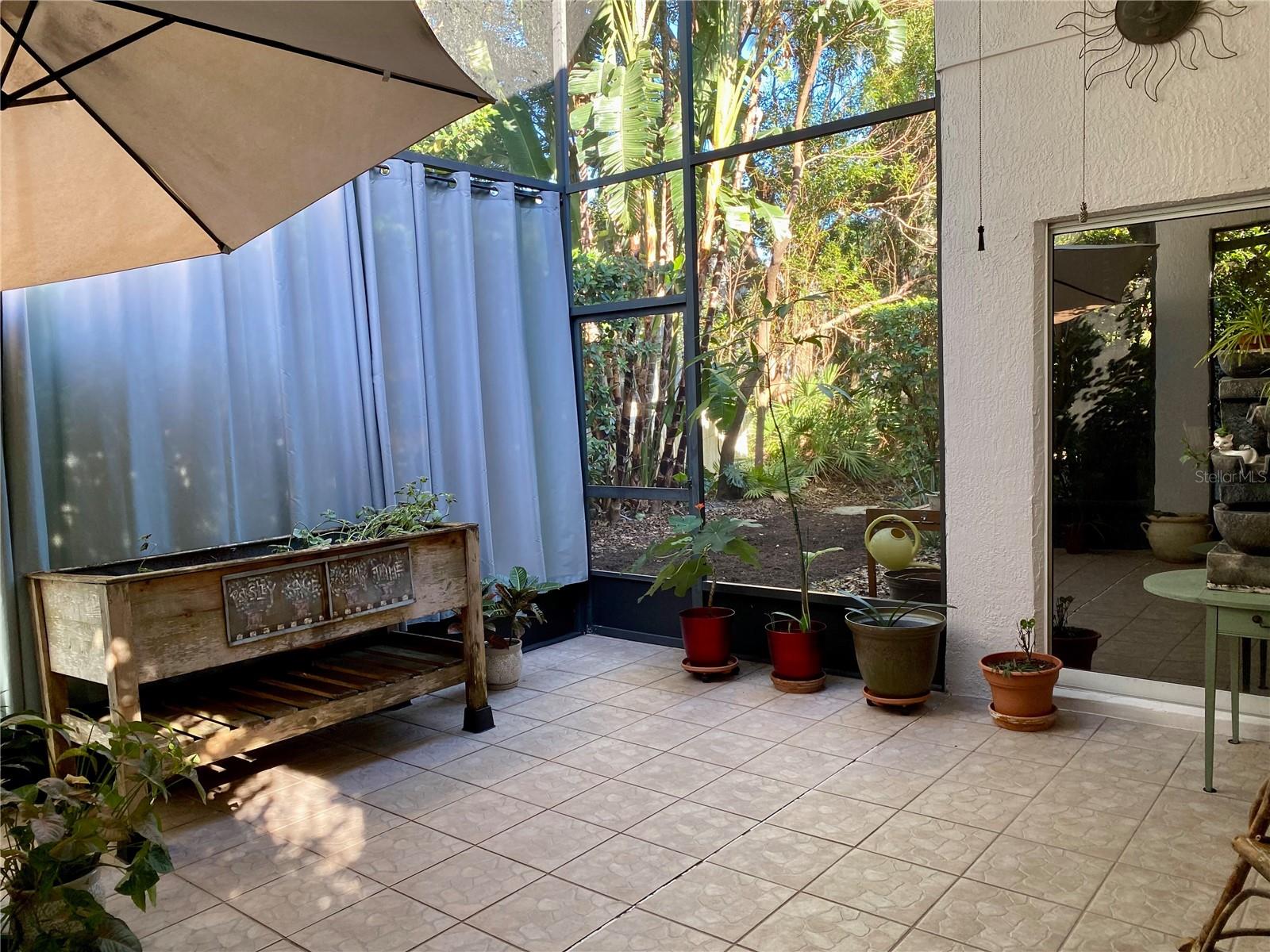 Image 19 of 45 For 1716 Fox Glen Court