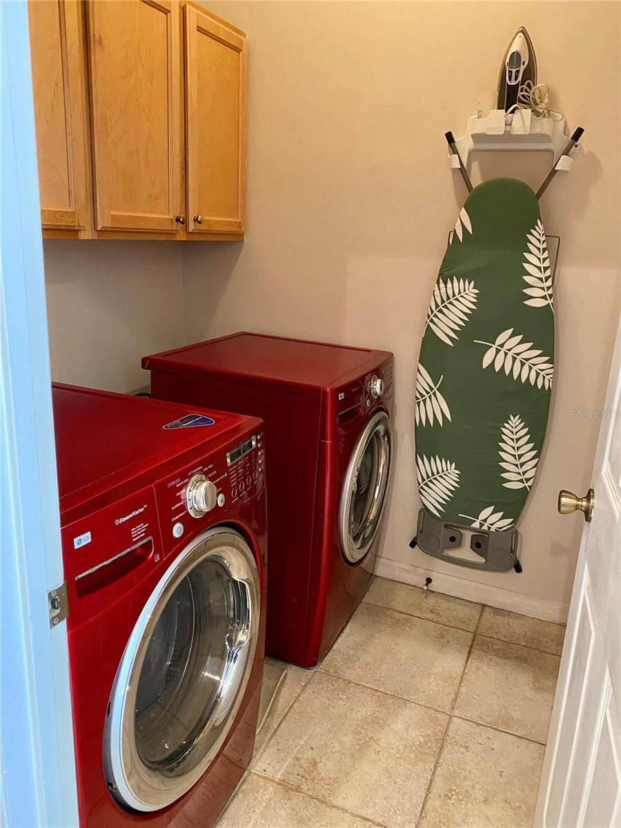 Image 23 of 45 For 1716 Fox Glen Court