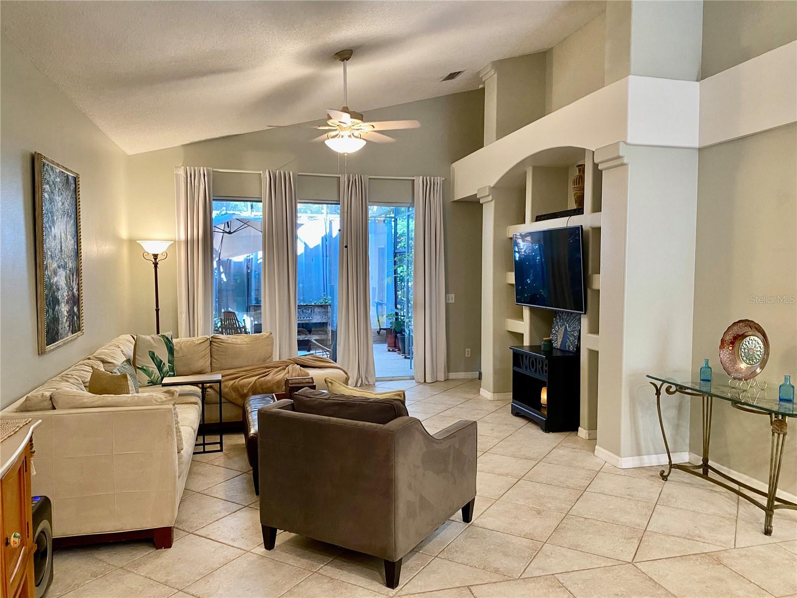 Image 27 of 45 For 1716 Fox Glen Court