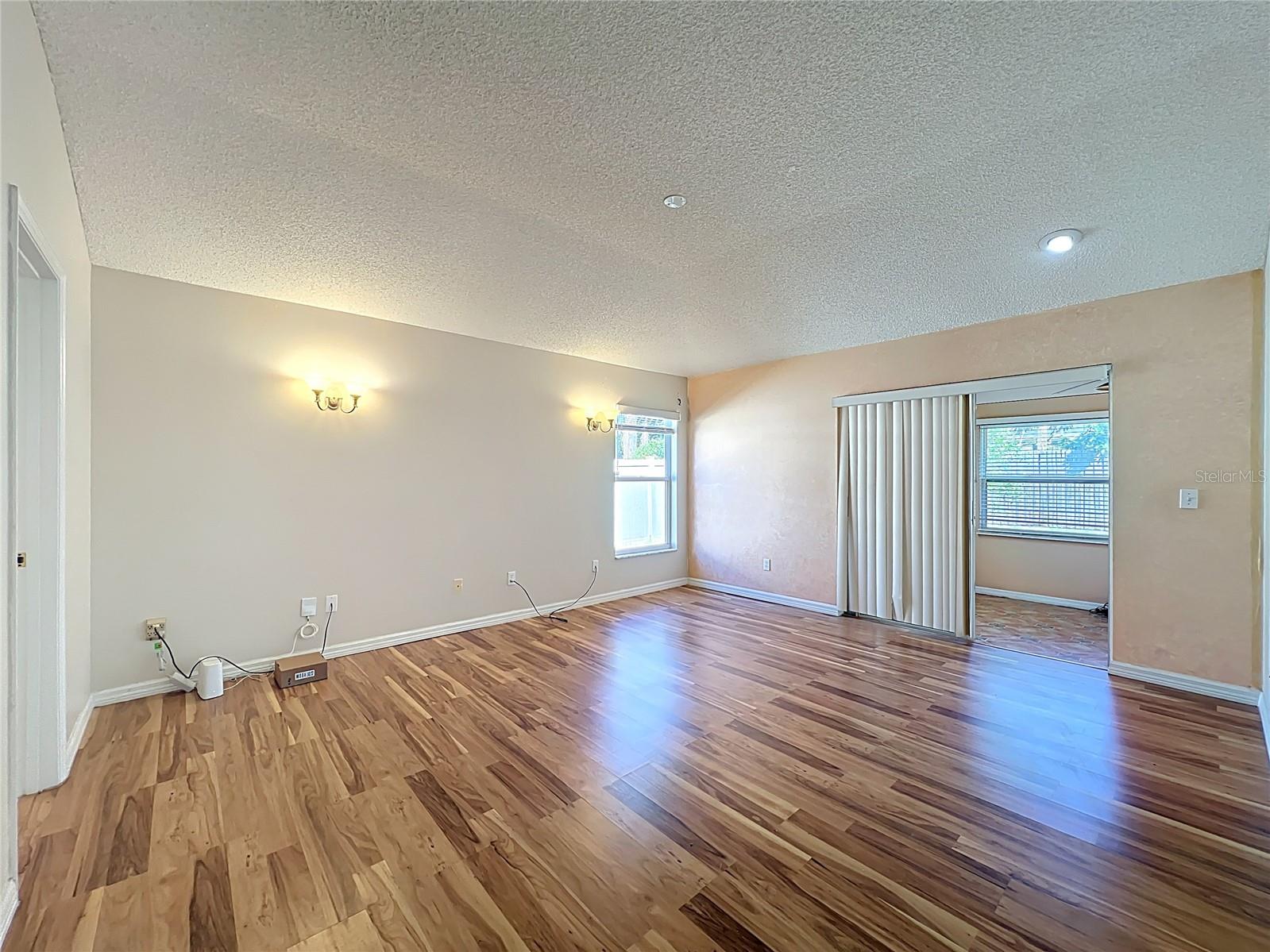 Image 22 of 42 For 2951 Smithfield Drive