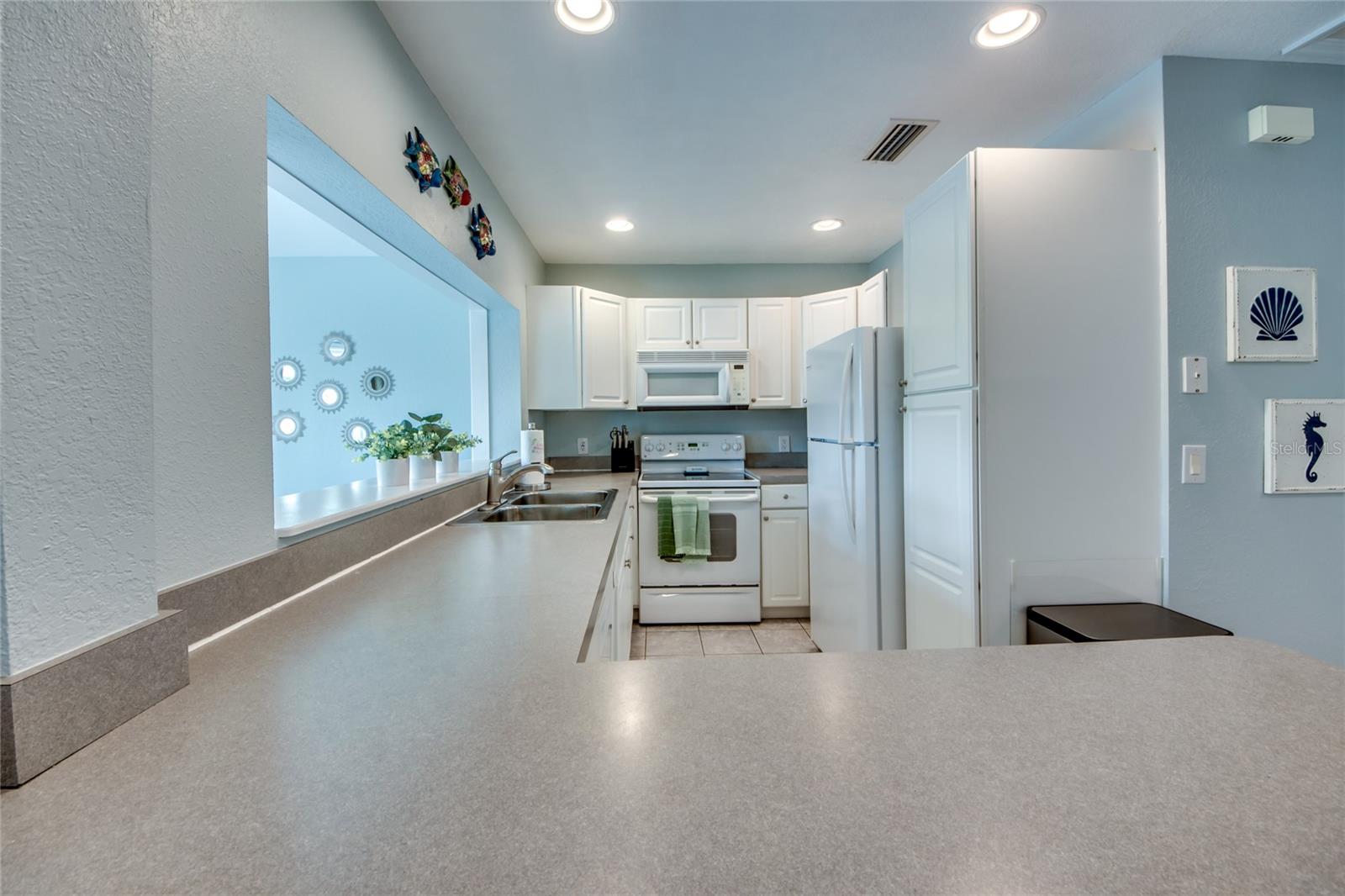 Image 10 of 31 For 16040 Tortuga Street