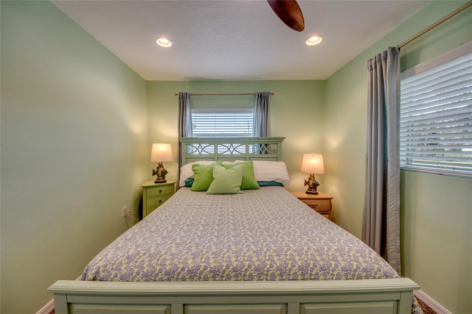 Image 23 of 31 For 16040 Tortuga Street