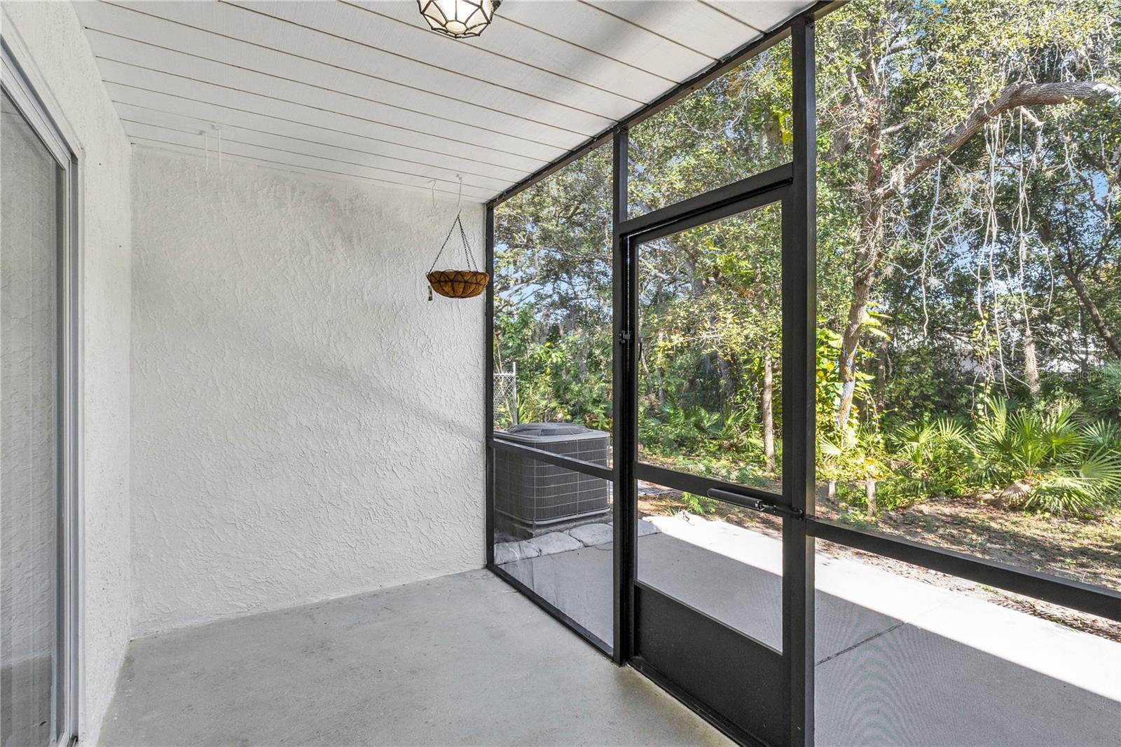 Image 16 of 17 For 59 Cordona Drive E