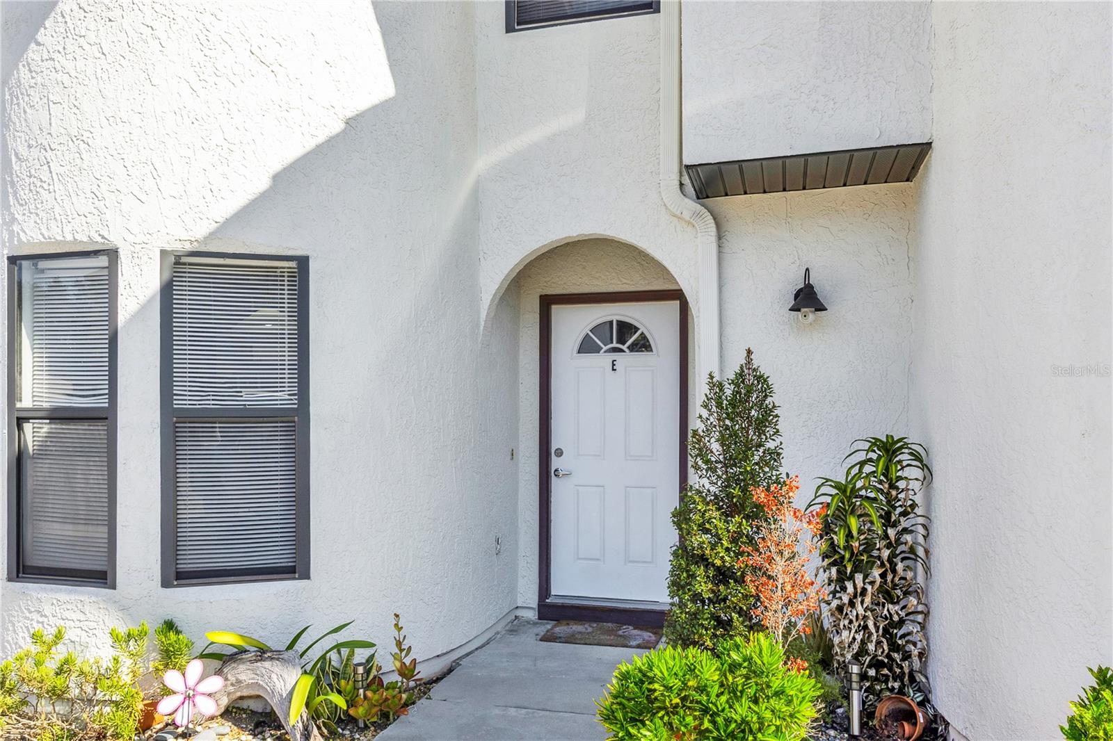 Image 2 of 17 For 59 Cordona Drive E