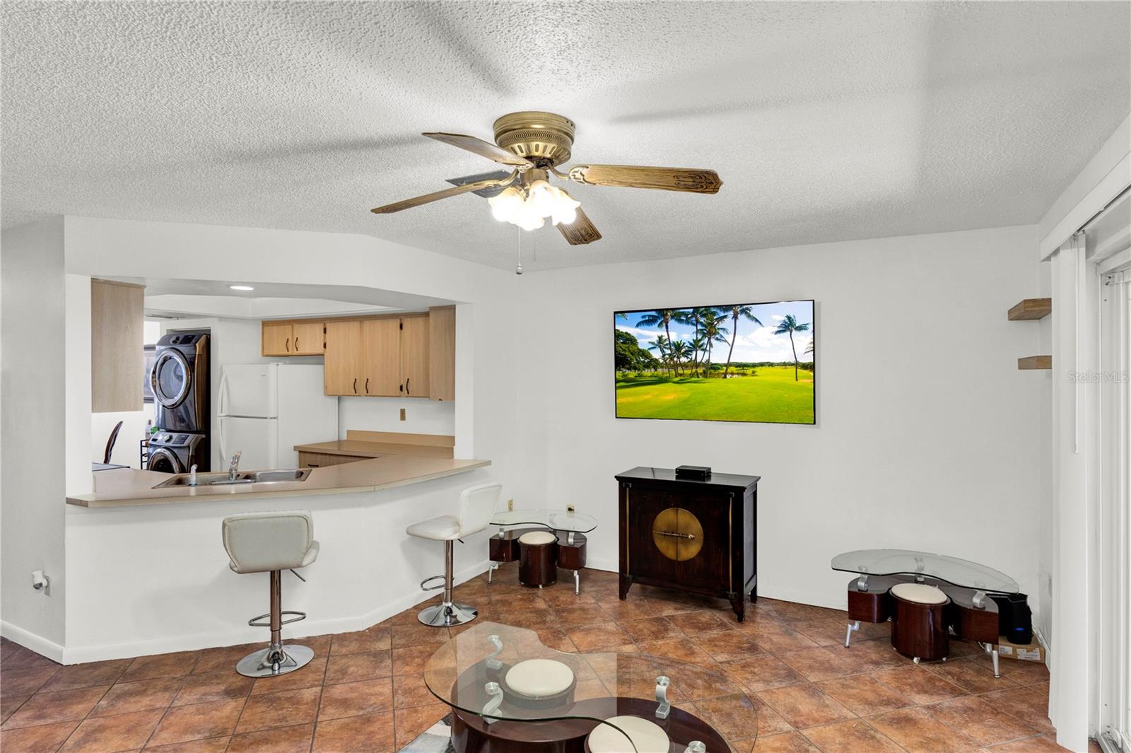 Image 9 of 17 For 59 Cordona Drive E