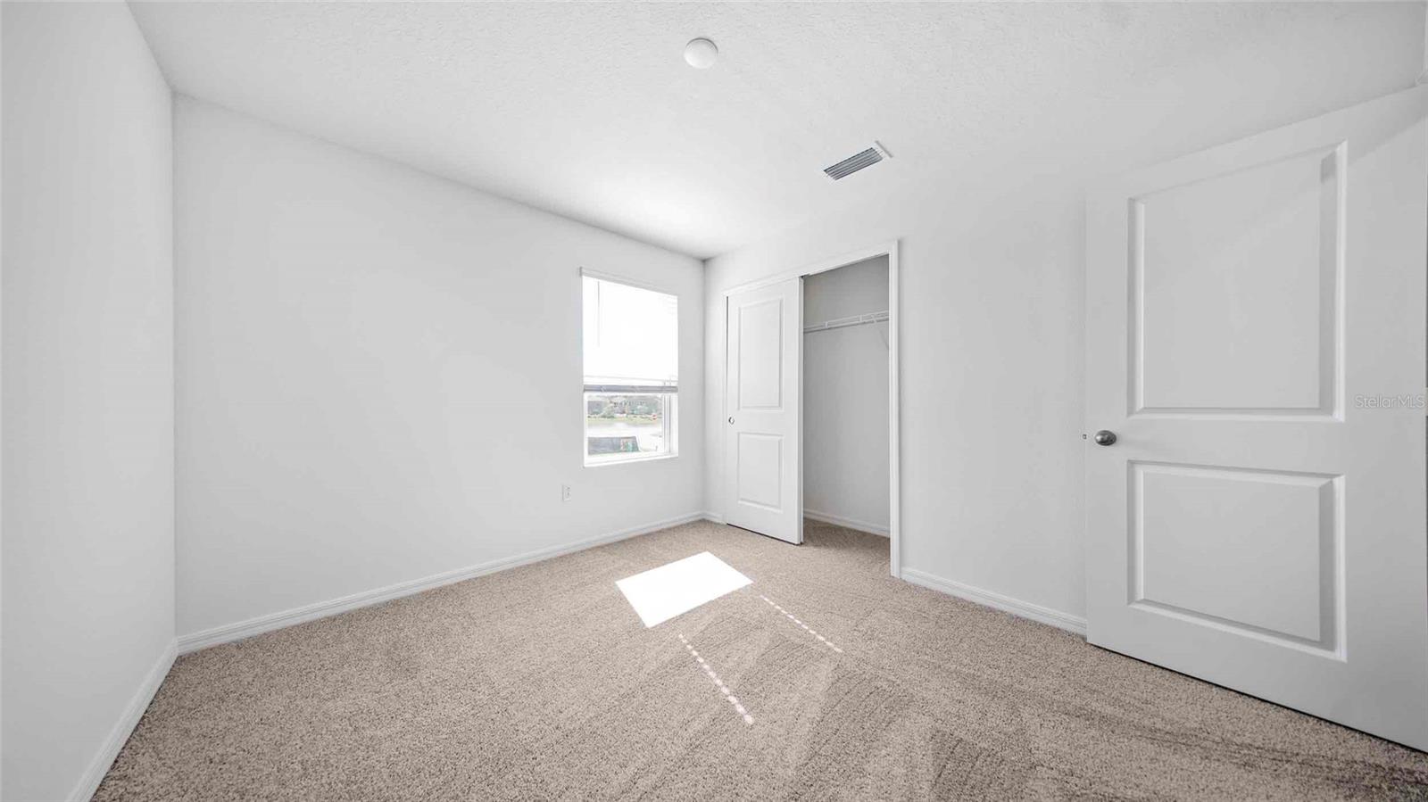 Image 16 of 20 For 16619 Luminary Loop