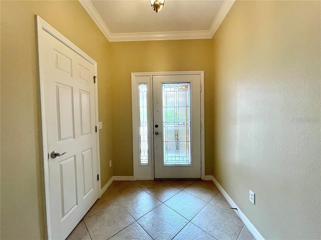 Image 17 of 25 For 5083 Fiorella Lane