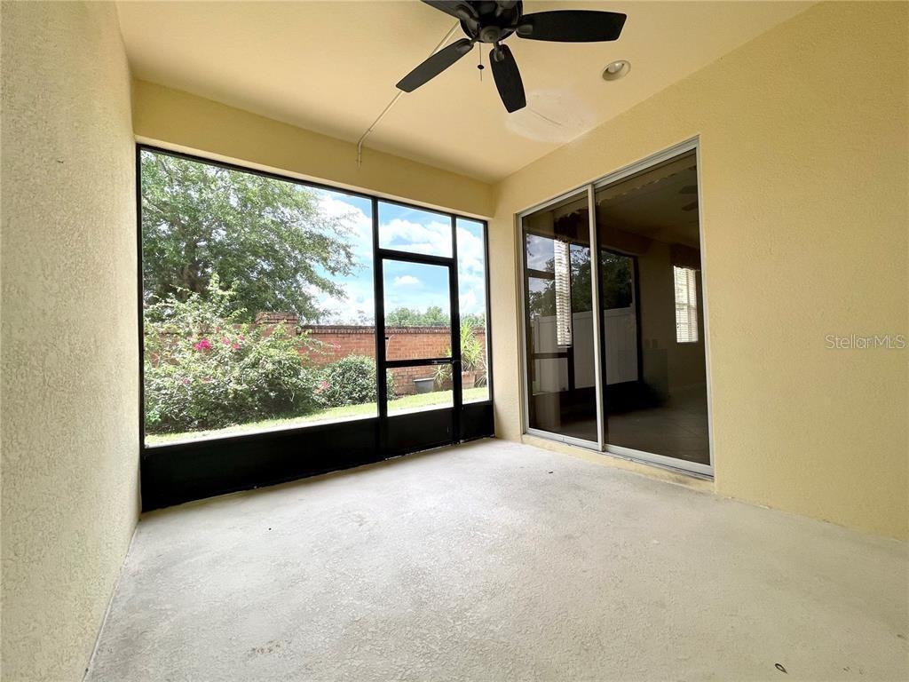 Image 23 of 25 For 5083 Fiorella Lane