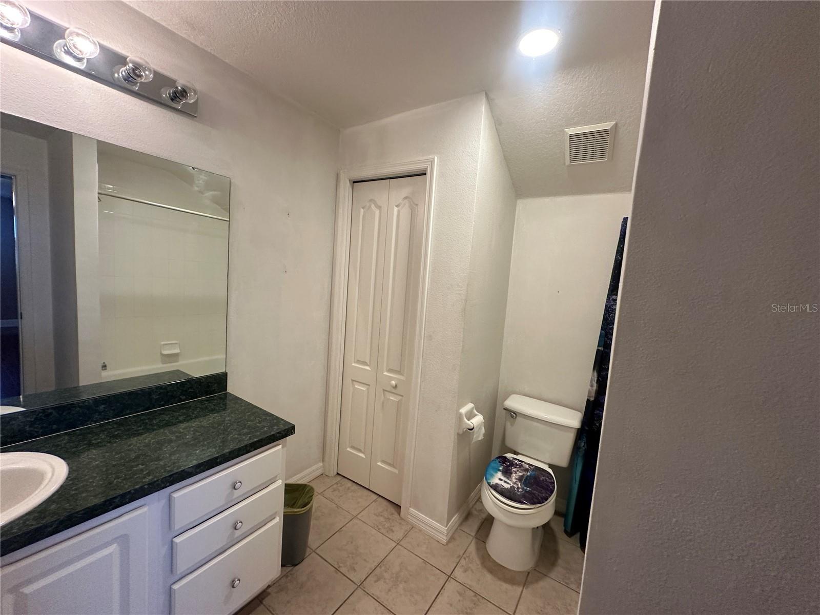 Image 21 of 31 For 908 Spring Island Way