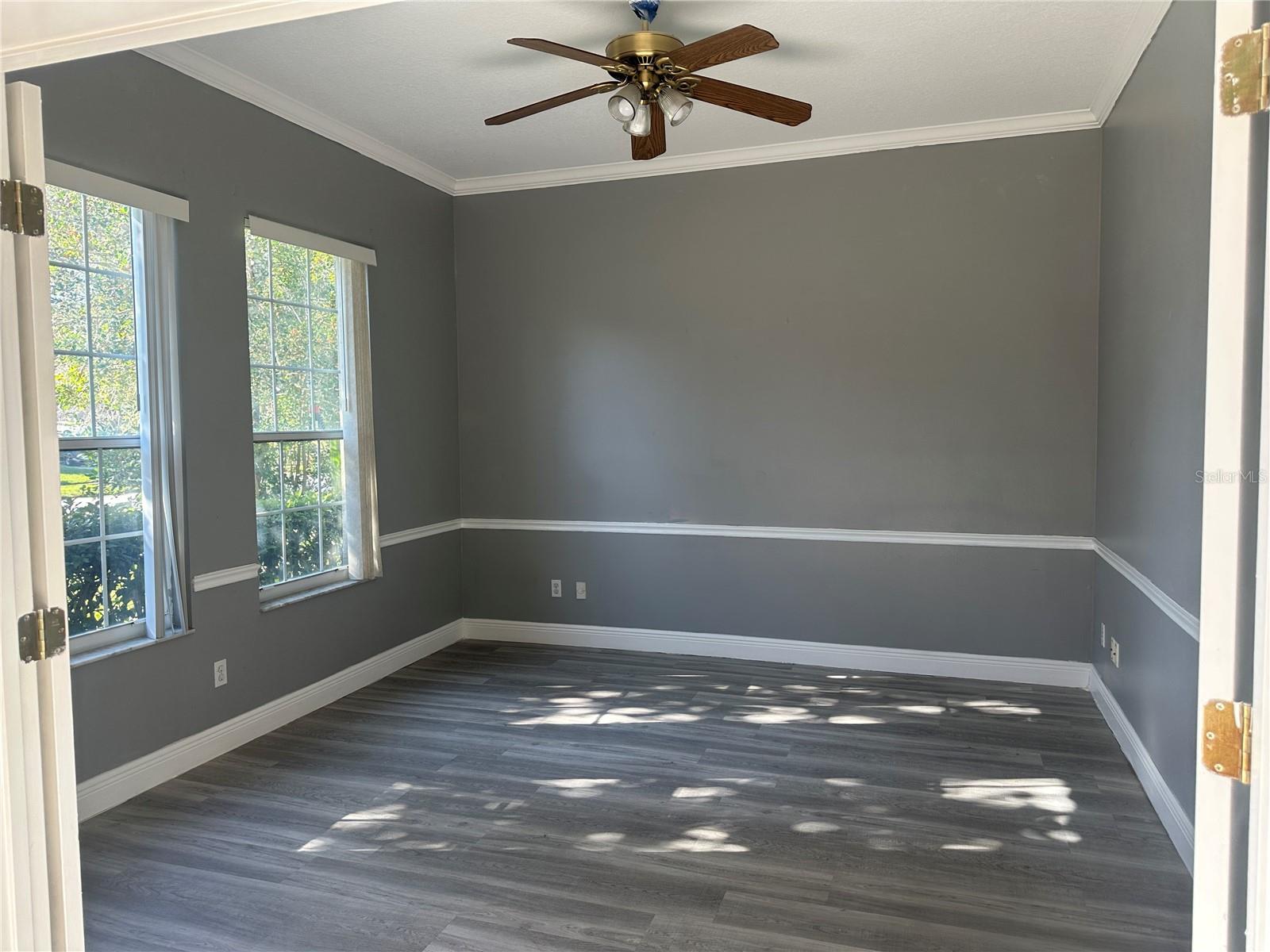 Image 4 of 31 For 908 Spring Island Way