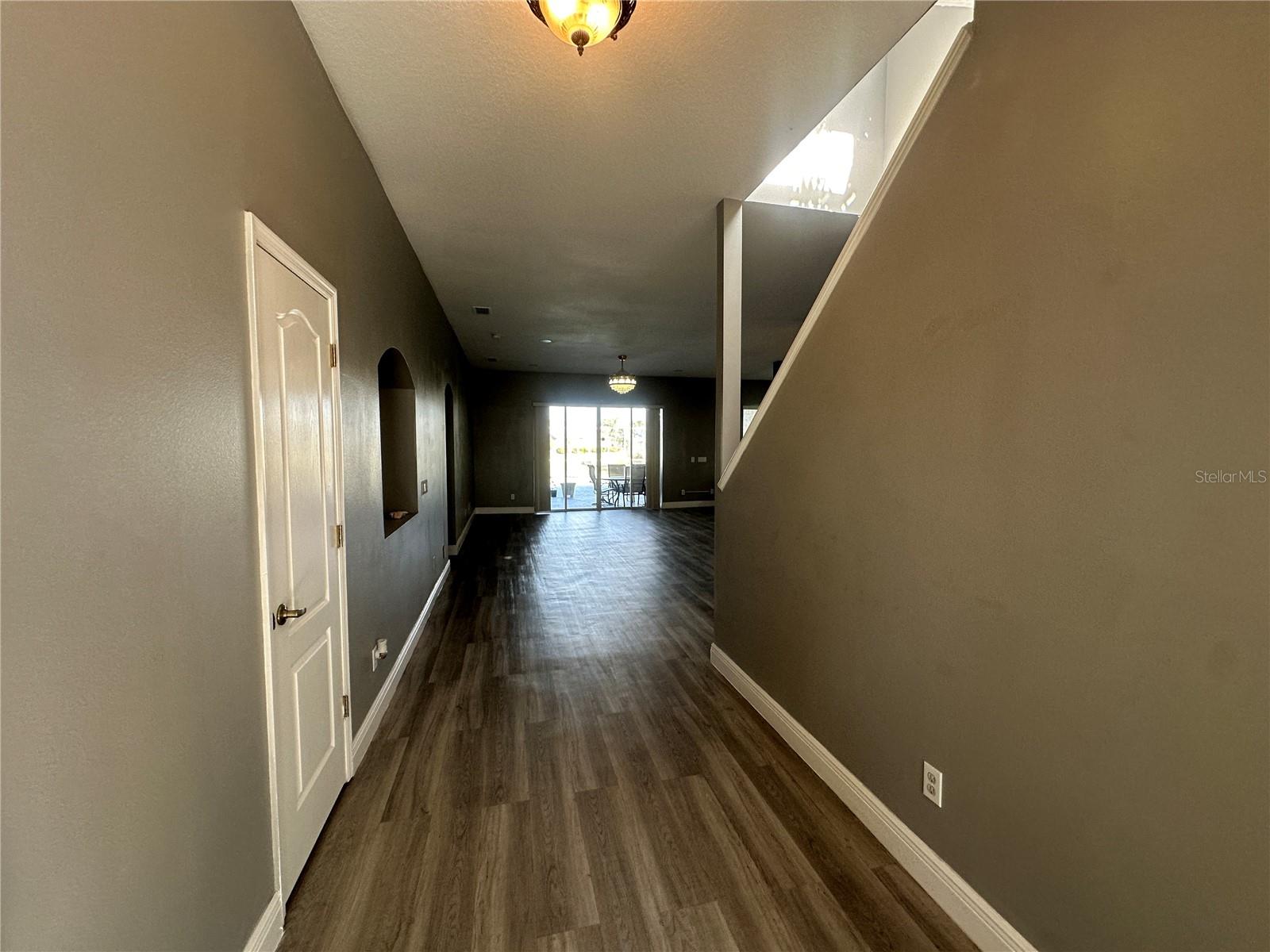 Image 8 of 31 For 908 Spring Island Way