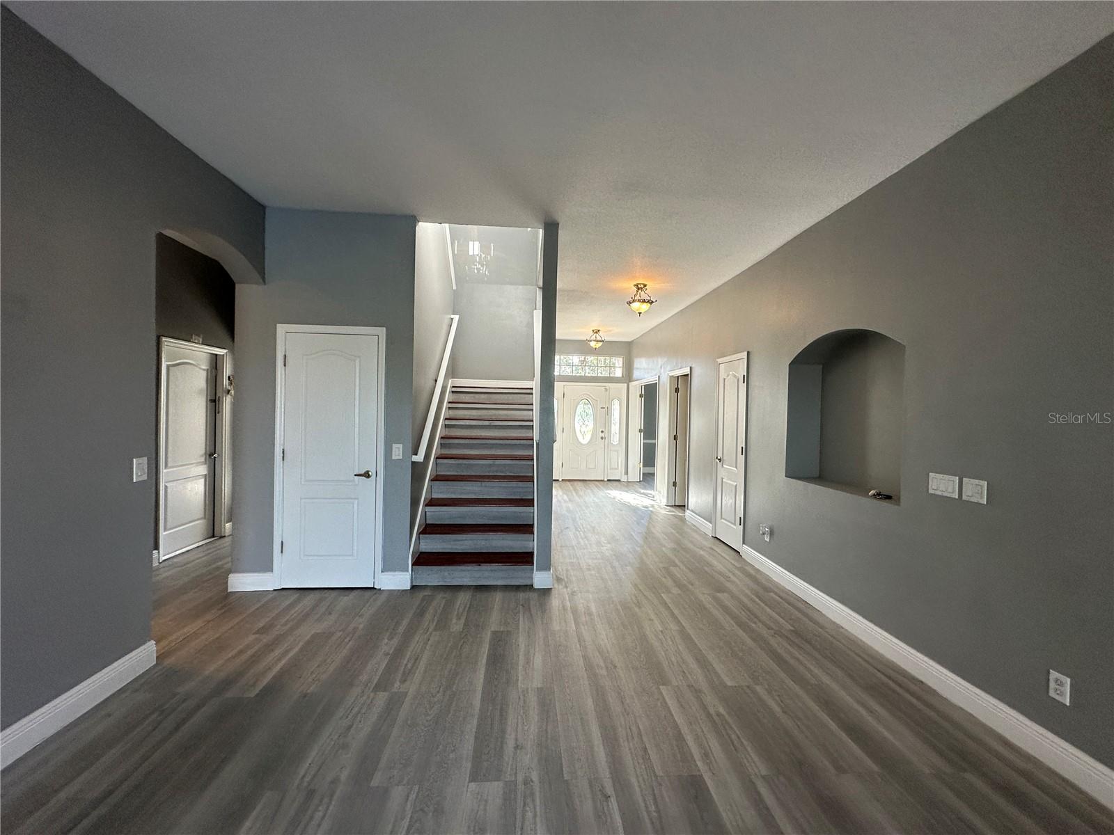 Image 9 of 31 For 908 Spring Island Way