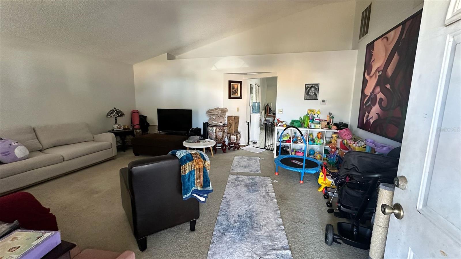 Image 4 of 12 For 9542 Brackin Street