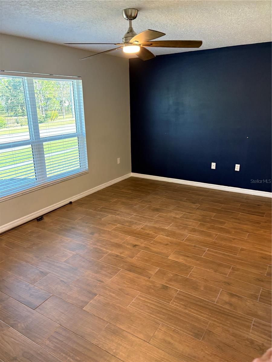 Image 15 of 27 For 1326 Hillview Drive