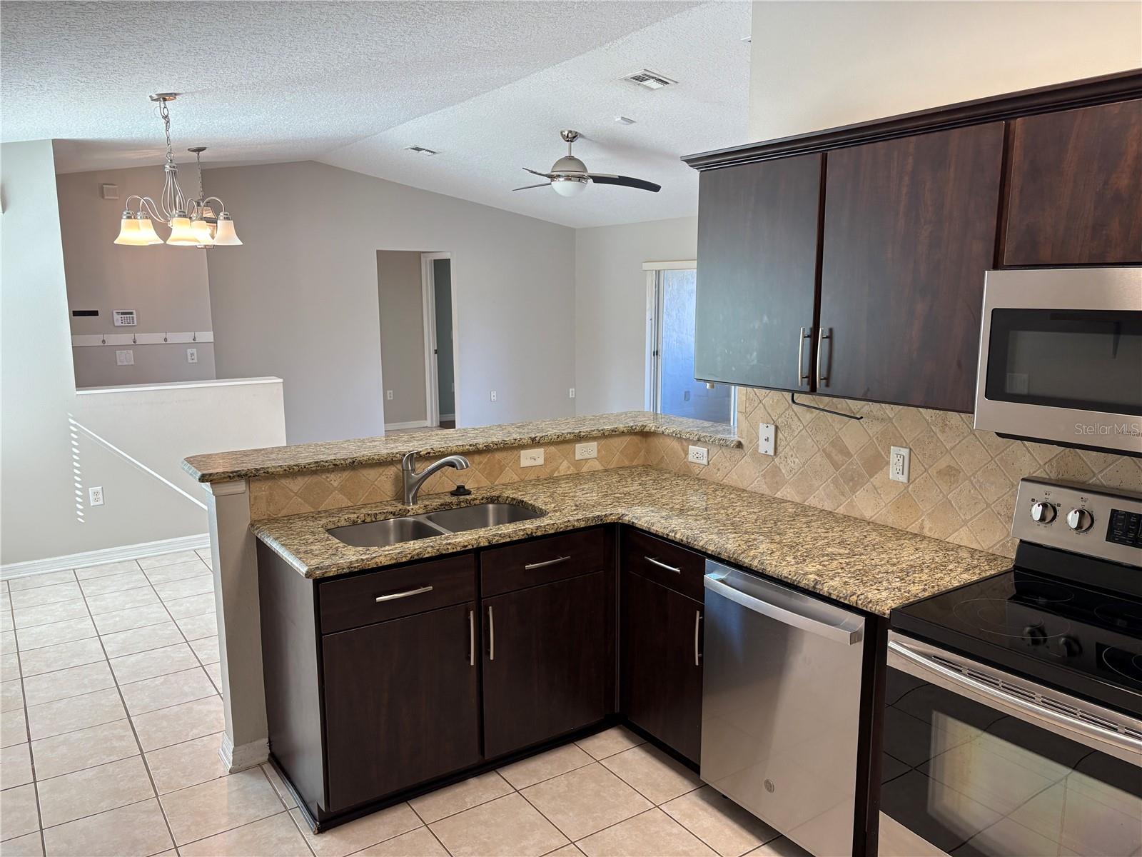 Image 3 of 27 For 1326 Hillview Drive