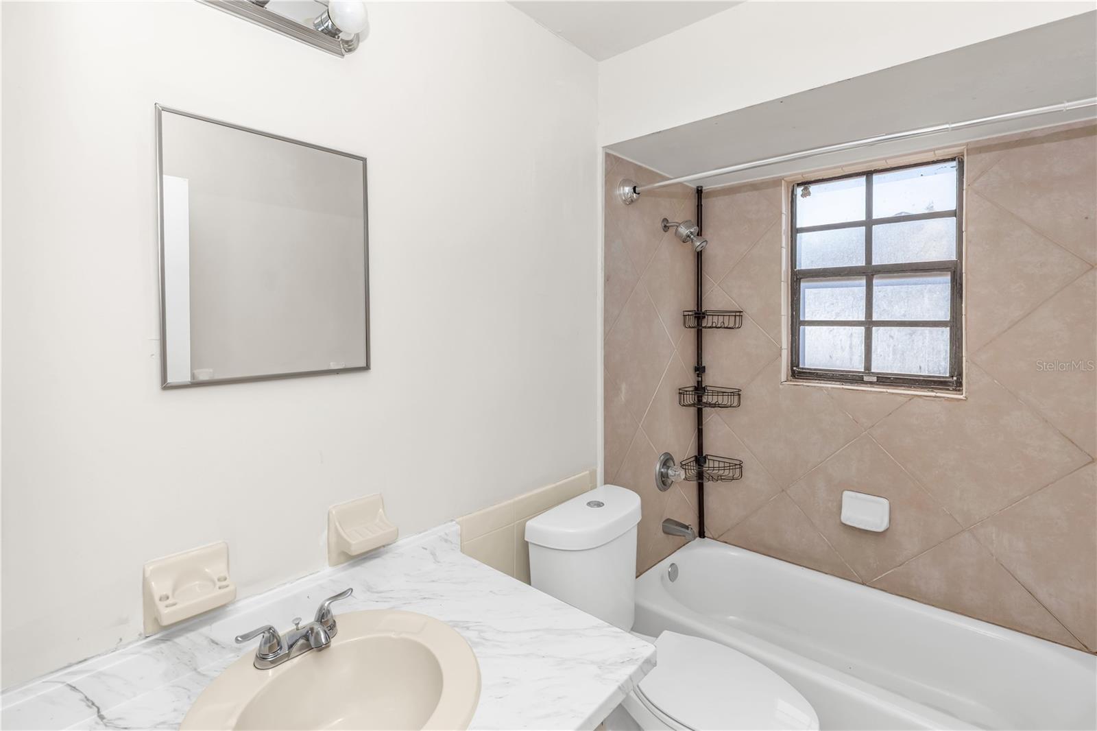 Image 16 of 20 For 1864 South Street