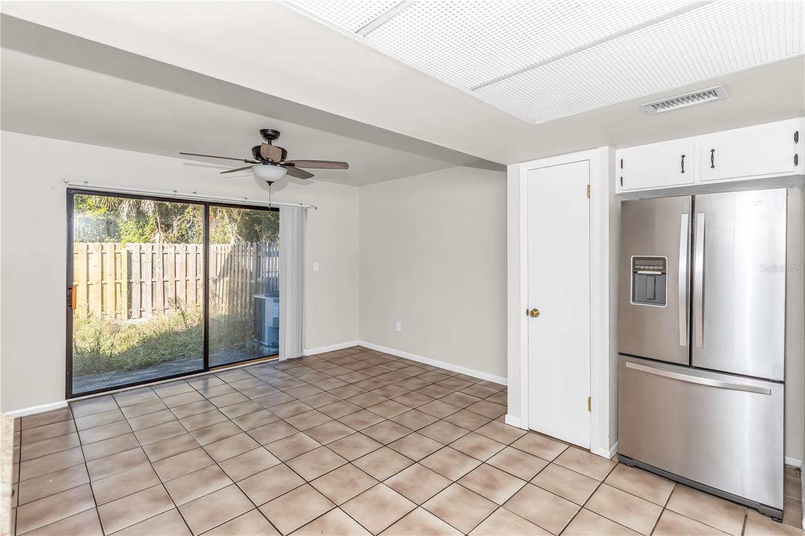 Image 7 of 20 For 1864 South Street