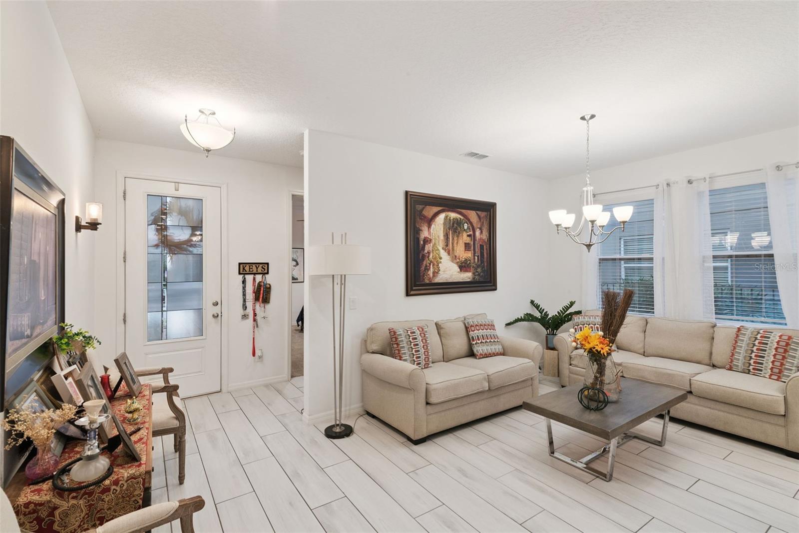 Image 6 of 58 For 9319 Bradleigh Drive