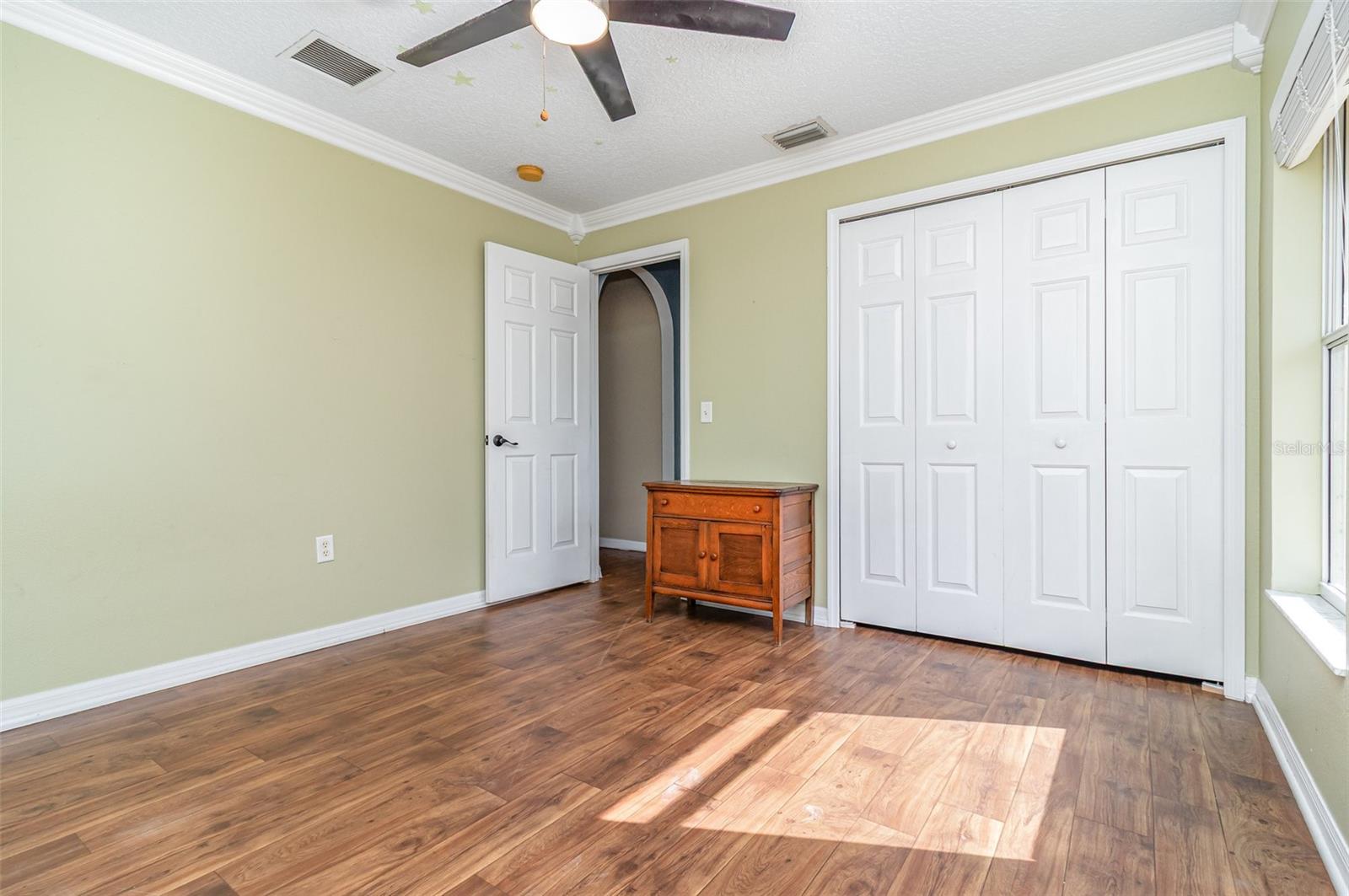 Image 14 of 34 For 6160 Allen Street