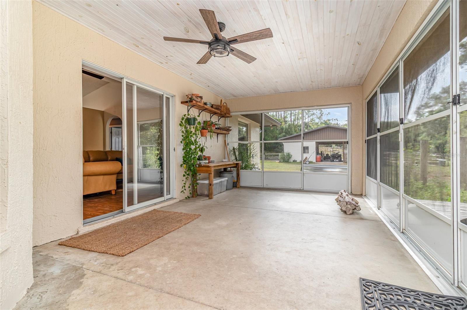 Image 16 of 34 For 6160 Allen Street