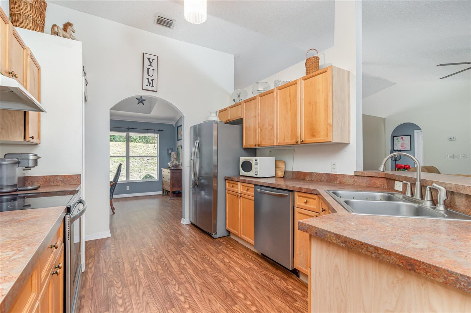 Image 9 of 34 For 6160 Allen Street