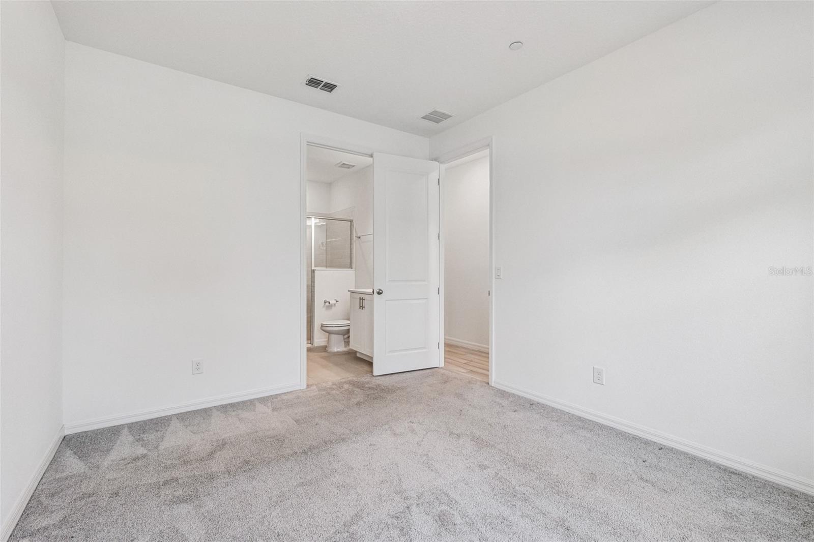 Image 13 of 39 For 13136 Bovet Avenue