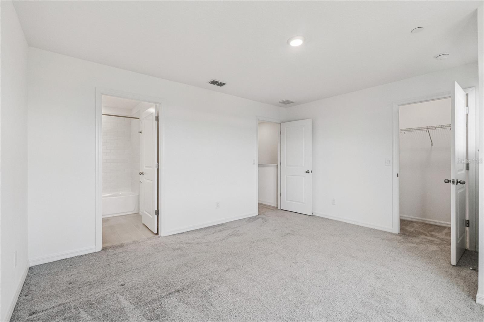 Image 16 of 39 For 13136 Bovet Avenue