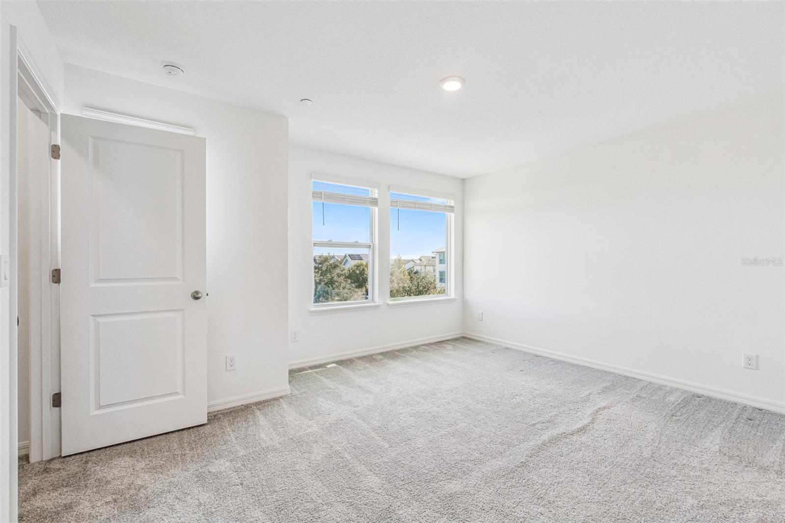 Image 17 of 39 For 13136 Bovet Avenue