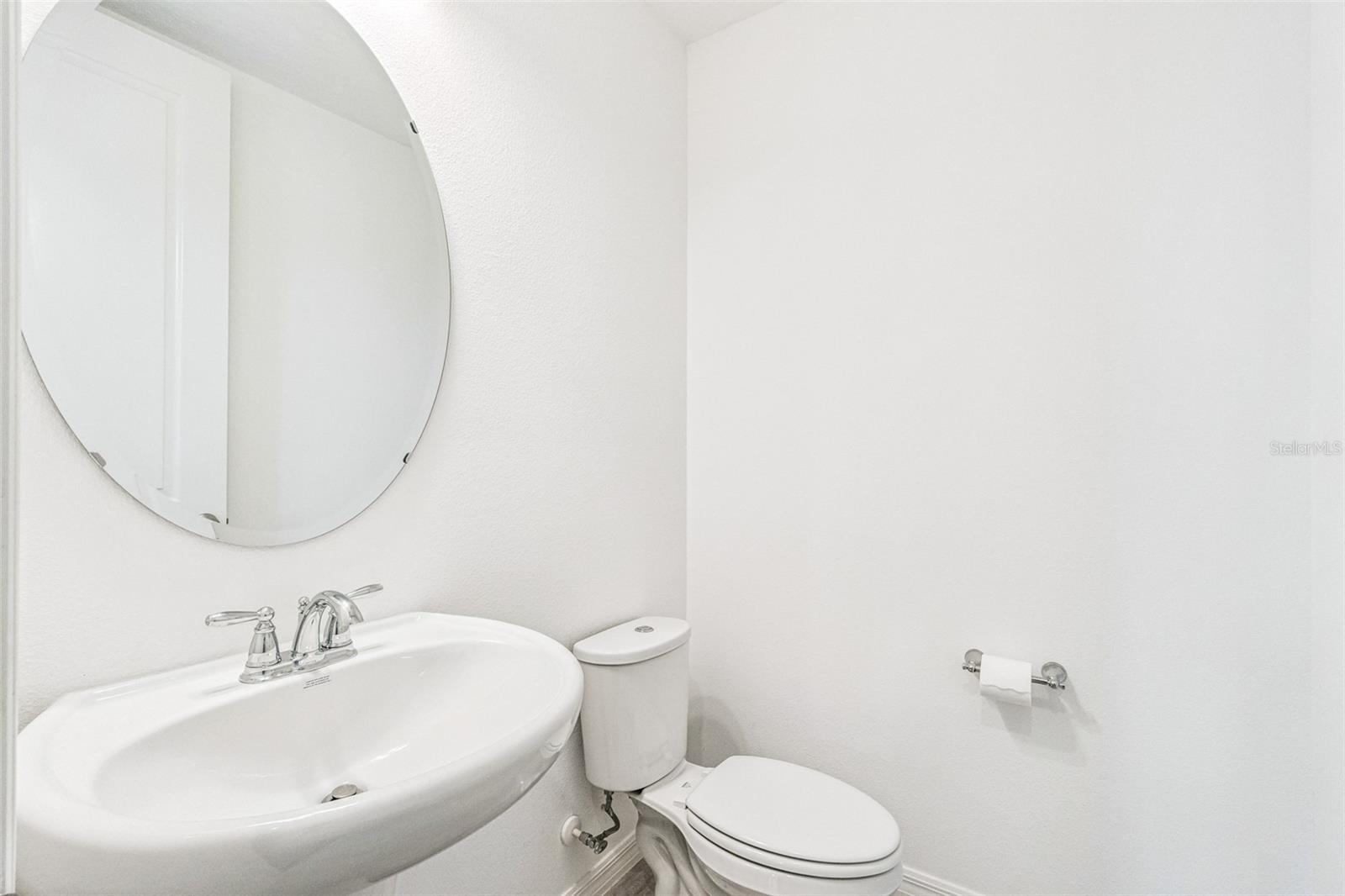 Image 19 of 39 For 13136 Bovet Avenue