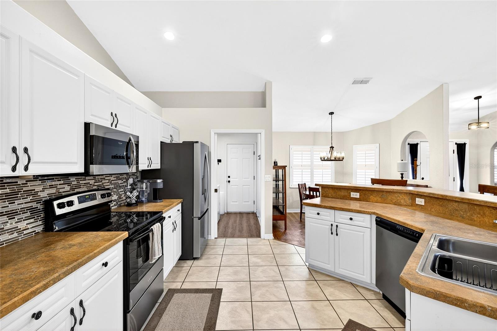 Image 10 of 40 For 9576 53rd Circle