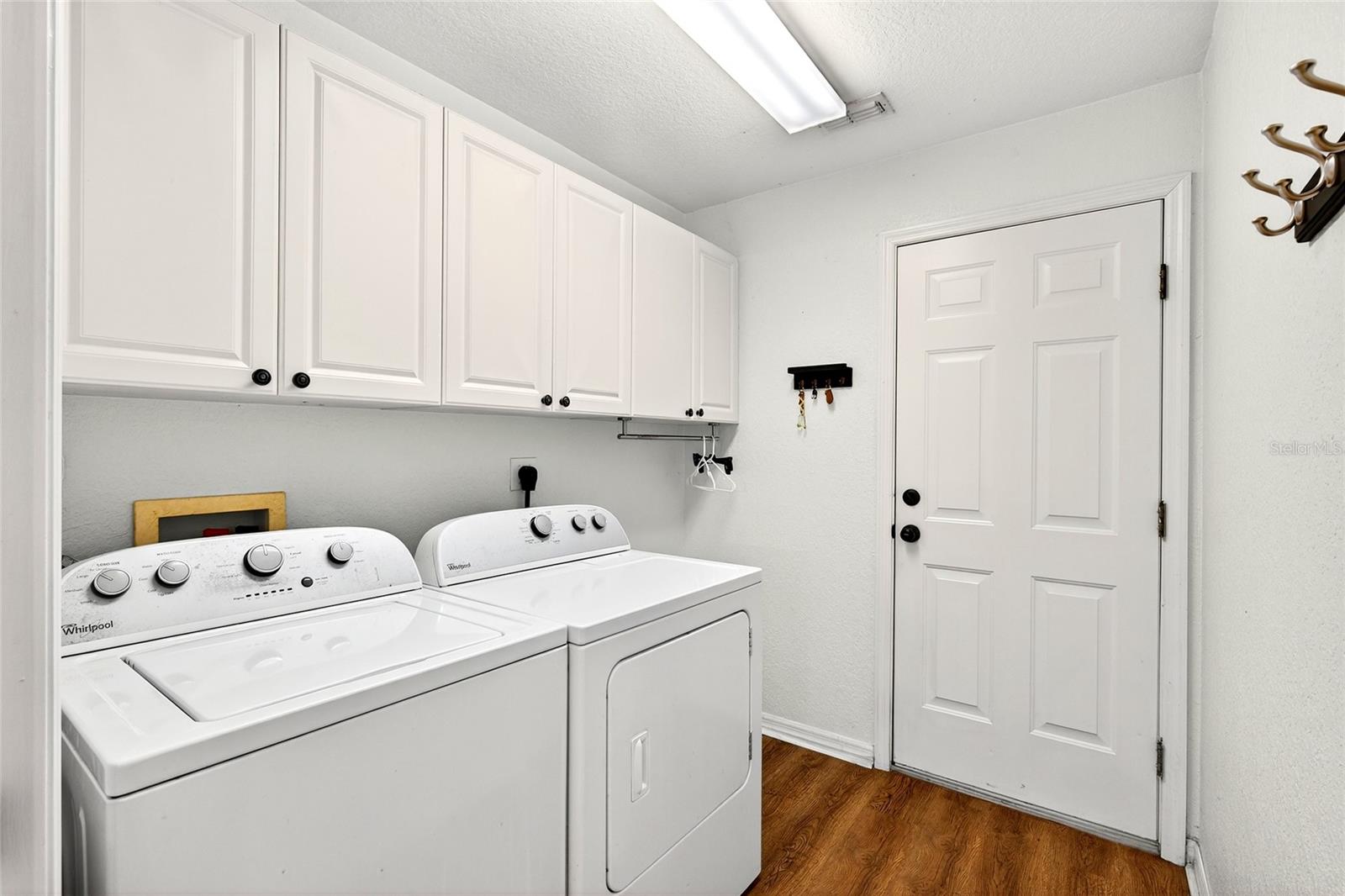 Image 26 of 40 For 9576 53rd Circle