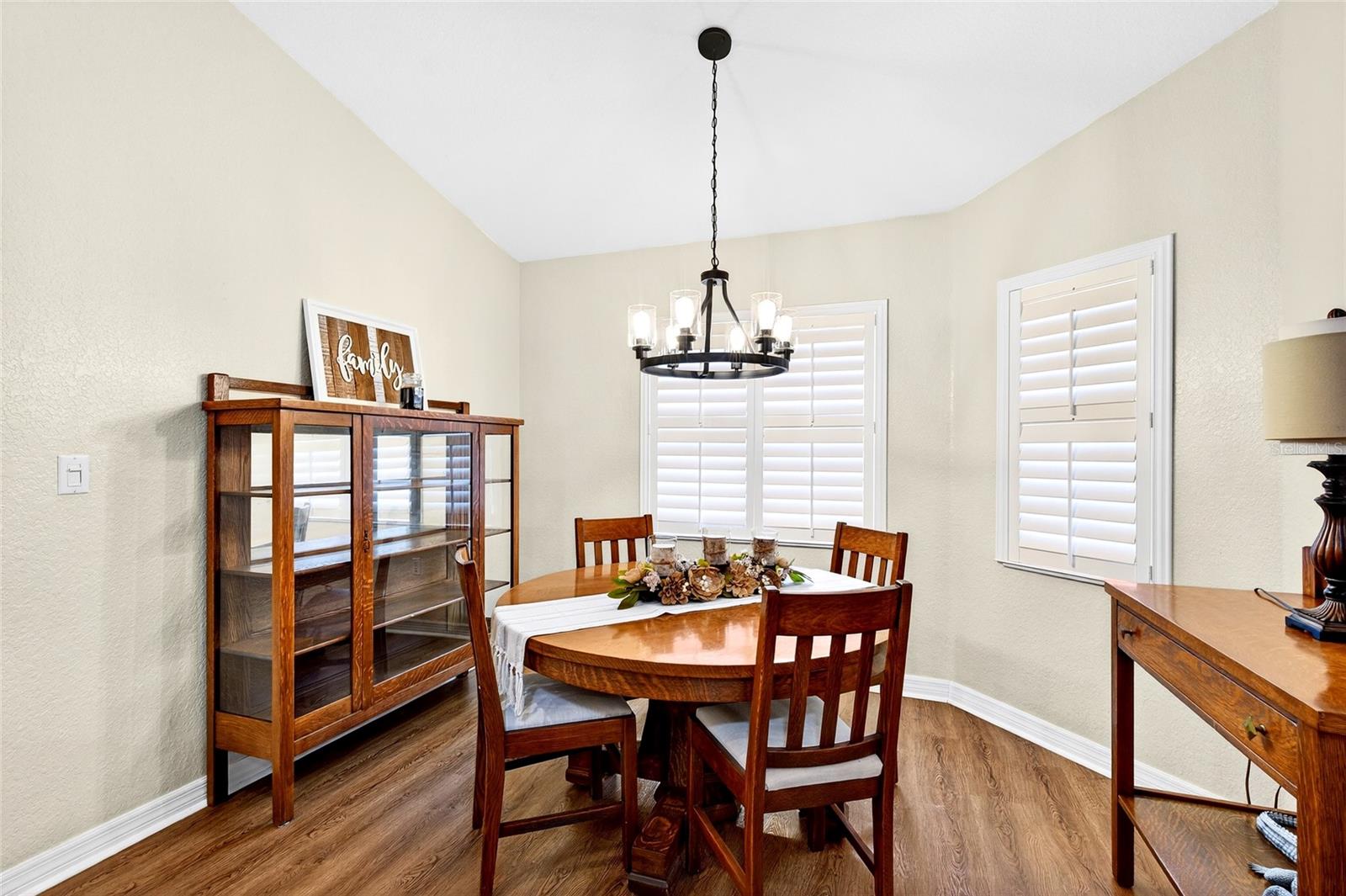 Image 7 of 40 For 9576 53rd Circle