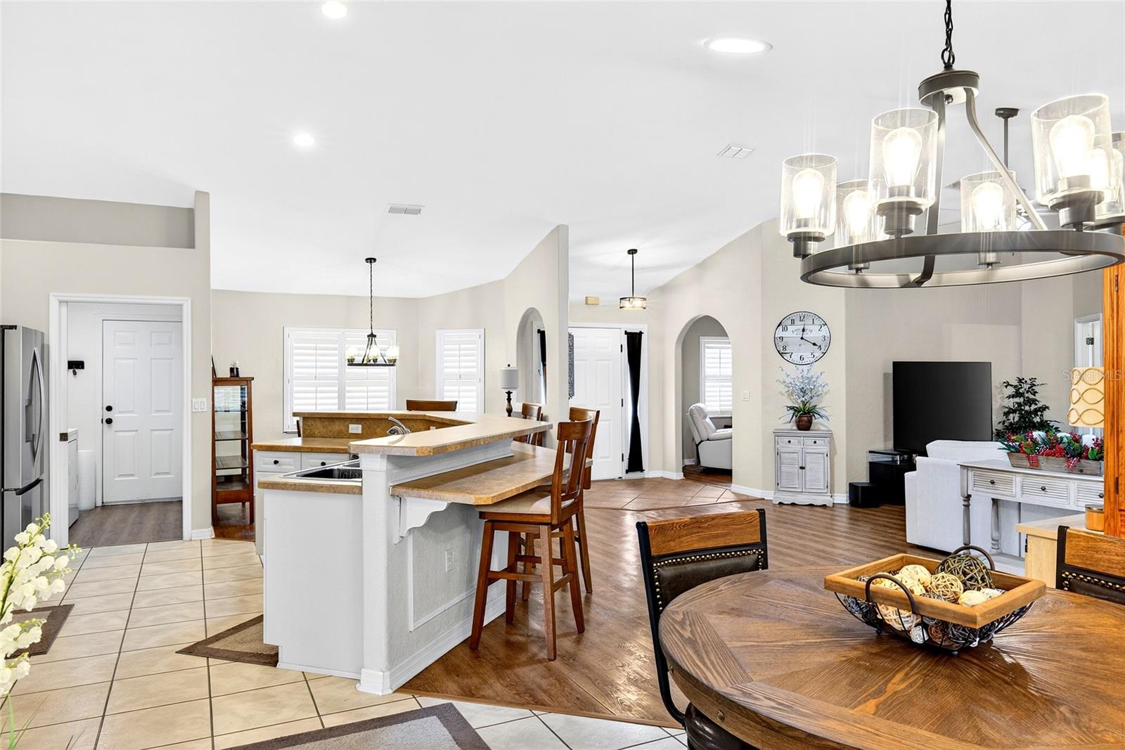 Image 8 of 40 For 9576 53rd Circle