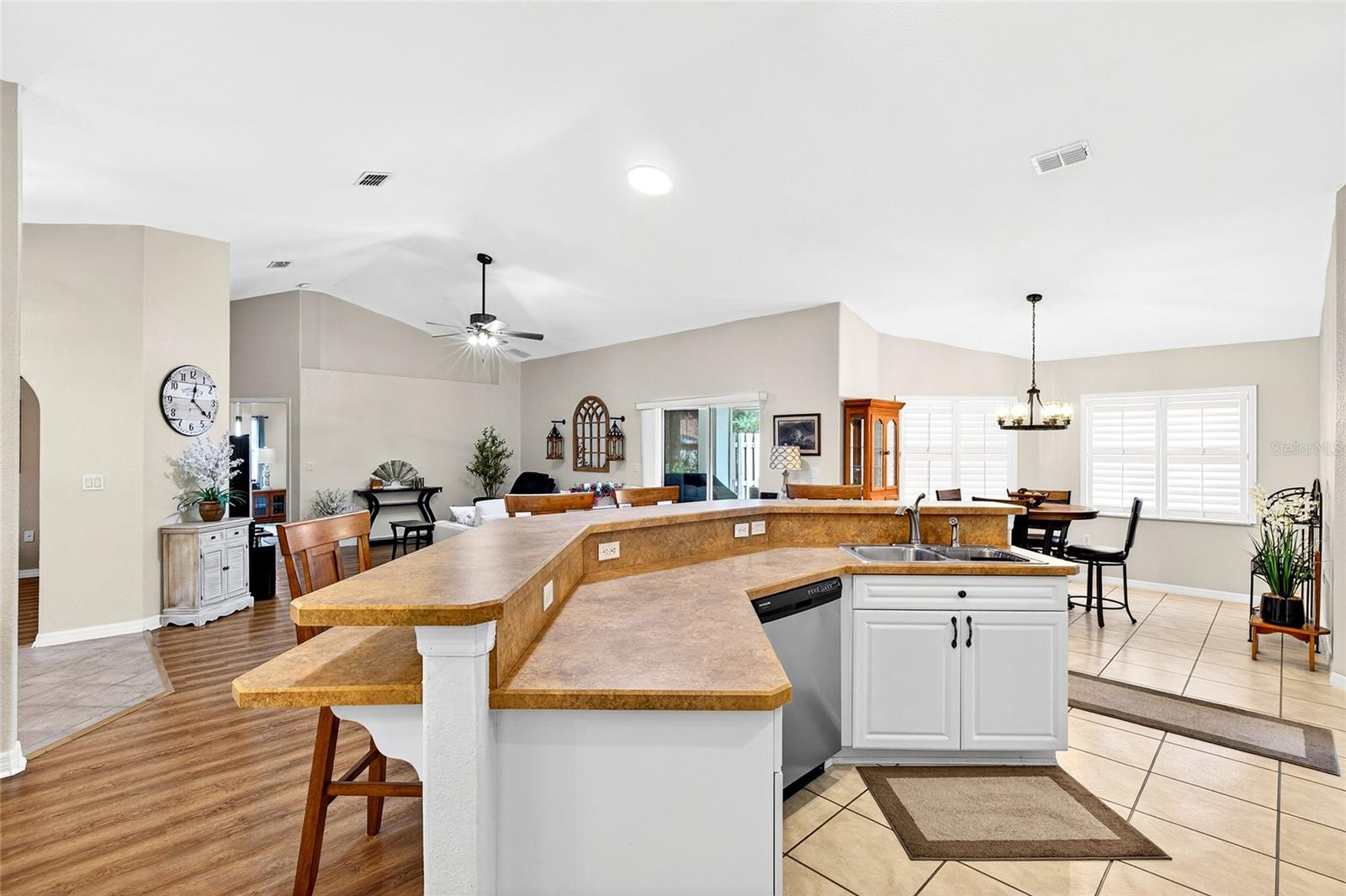 Image 9 of 40 For 9576 53rd Circle